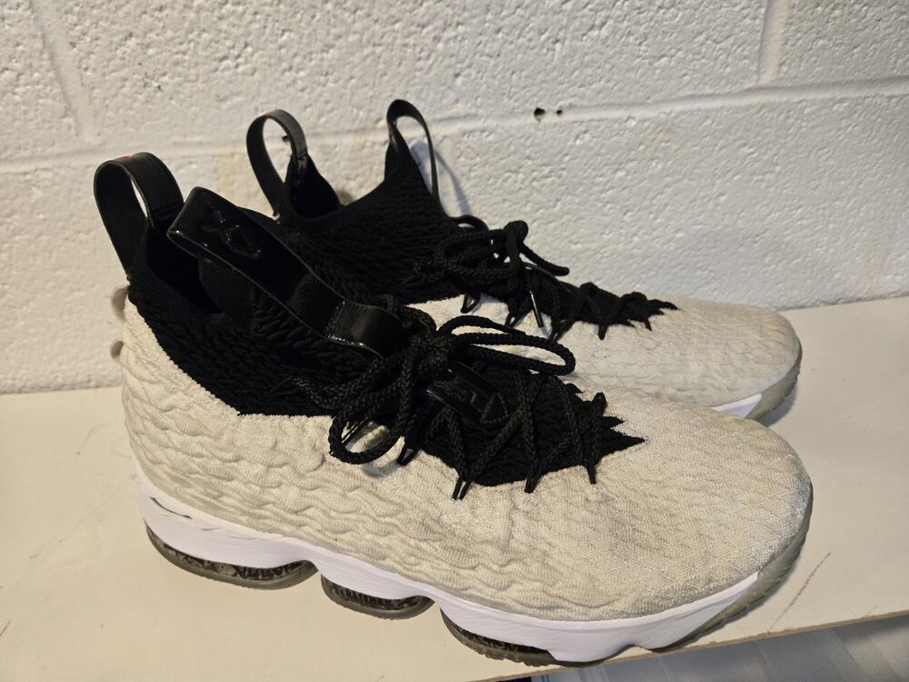 Size 12 - Nike LeBron 15 Graffiti